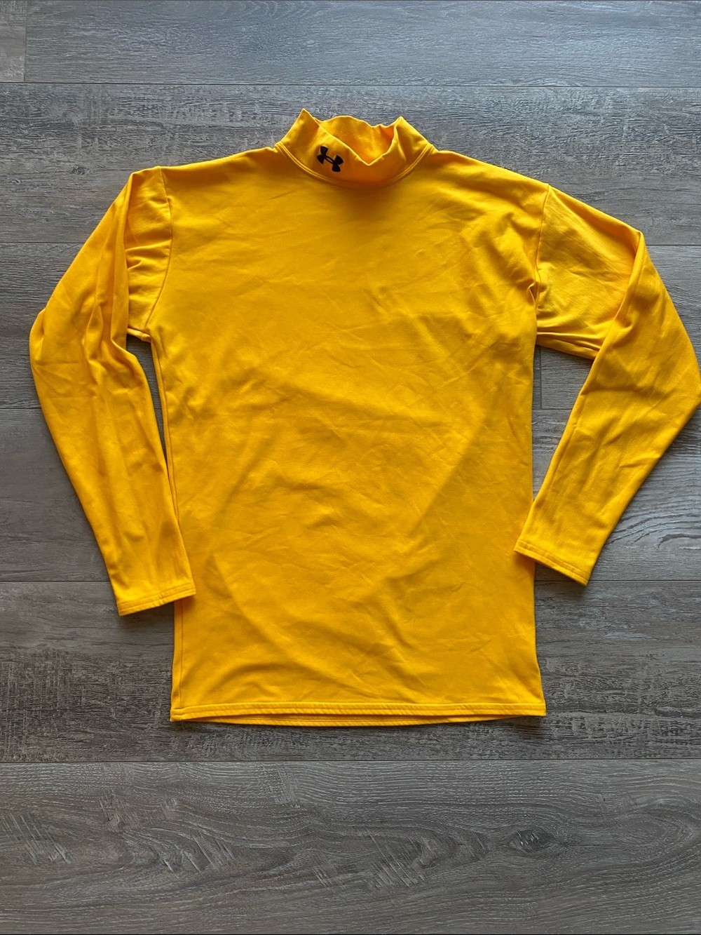 Under Armour Men’s Bright Yellow Long Sleeve Cold Gear Mock Neck Sz Large